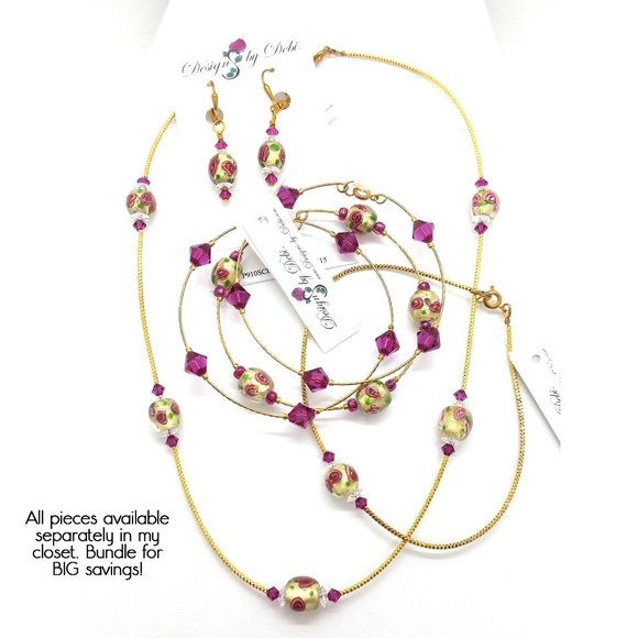 3/$25 Glass & Crystal Roses Gold Foil Earrings - Picture 2 of 3